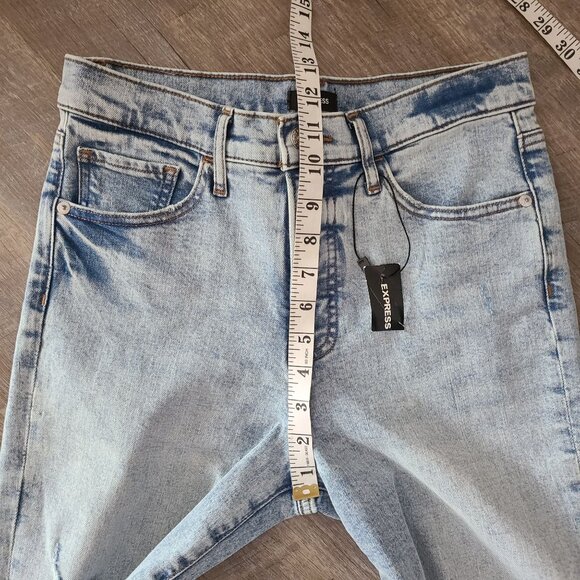 Express US Womens 6R Light Wash Distressed Straight Ankle Jeans High Rise NEW - Picture 10 of 12